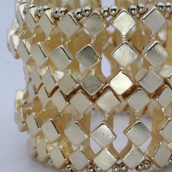 SAK'S FIFTH AVENUE GOLD PLATE MODERNIST STRETCH EXPANDABLE MATTE GOLD BRACELET - Picture 5 of 5